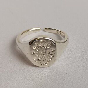 Second-hand women's classic fashion silver ring